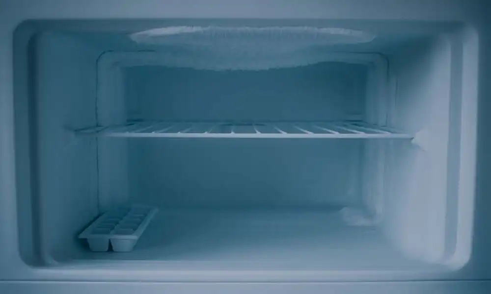 علت یخ زدن داخل یخچال بدون برفک